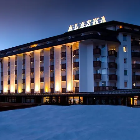 Hotel Alaska Cortina