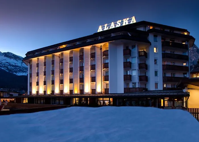 Hotel Alaska Cortina