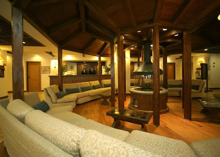 Hotel Alaska Cortina
