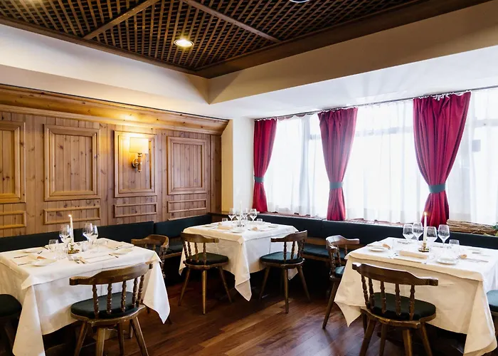 Alaska Cortina Ξενοδοχείο