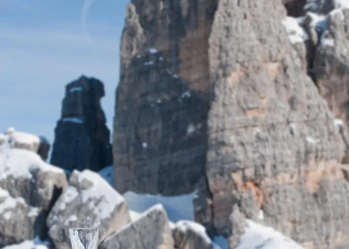 Alaska Cortina 4* Κορτίνα Ντ' Αμπέτσο