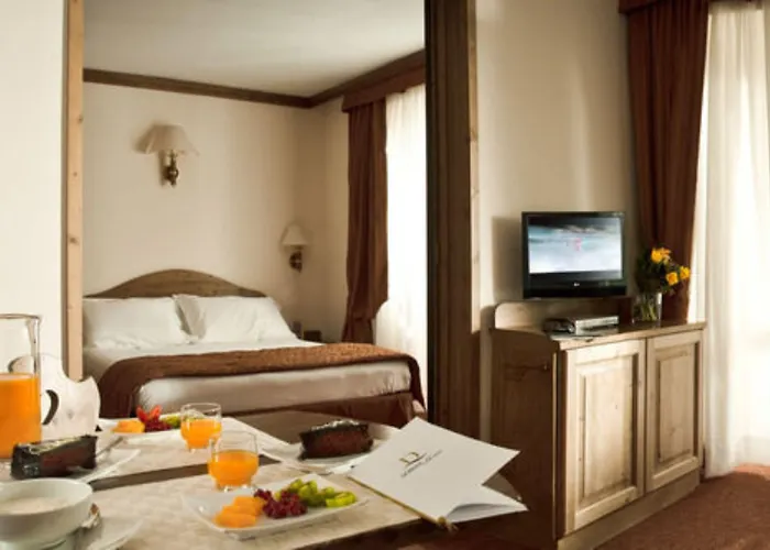 Alaska Cortina 4* Κορτίνα Ντ' Αμπέτσο