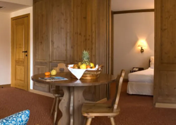 Ξενοδοχείο Alaska Cortina