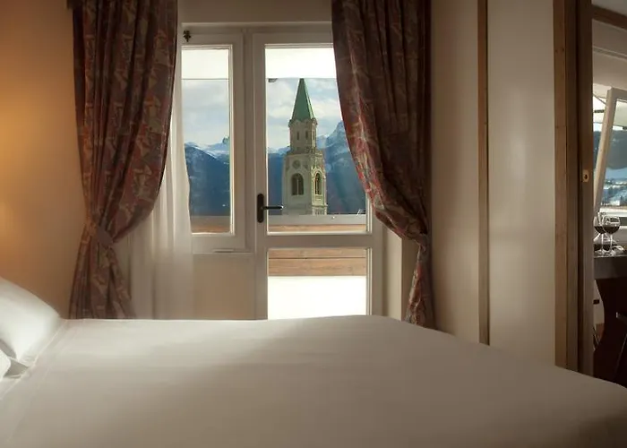 Alaska Cortina 4* Κορτίνα Ντ' Αμπέτσο